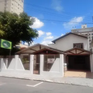 Pousada Casa Verde - Quartos Individuais - Smart Tv 32 - E Banheiro Privativo Itajaí